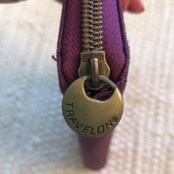 Travelon wallet. - Picture 3 of 4